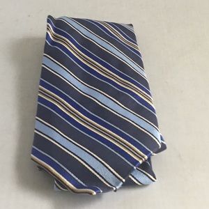 ITALIAN TIE.